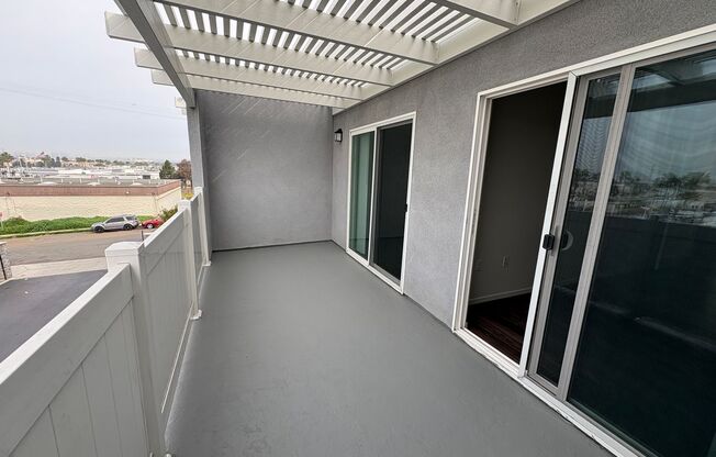 2 beds, 2 baths, 900 sqft, $2,895, Unit 126-304