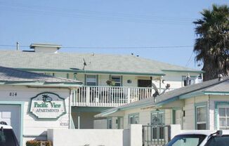 1BR/1BA Apartment Across From the Beach!