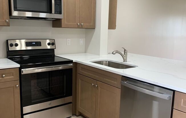 2 beds, 2 baths, $1,450