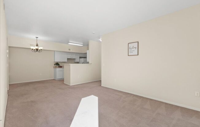 3 beds, 2 baths, $1,550, Unit # 2047