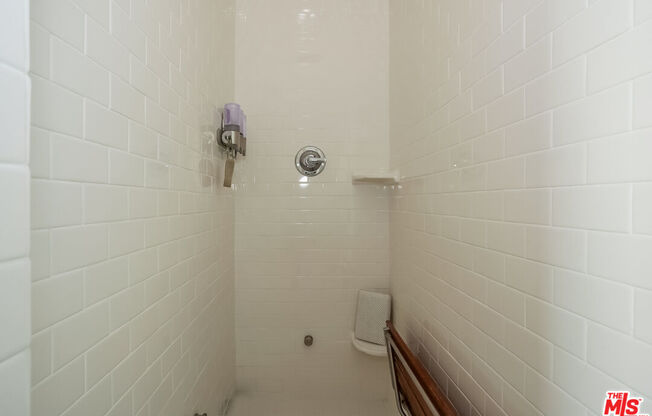 1 bed, 1.8 baths, 2,603 sqft, $9,500, Unit PH 9