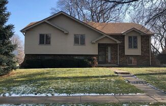 1305 S 218 ST