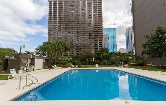 1 bed, 1 bath, $2,050, Unit # #E 1313