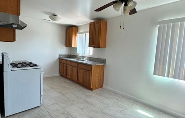 2 beds, 1 bath, $2,050