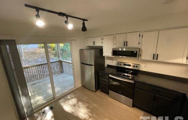 Cozy and Renovated 2 Bed 1 Bath Apartments in the Heart of Wake Forest!