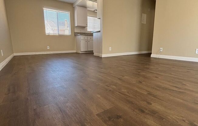 2 beds, 1 bath, $2,150, Unit 27