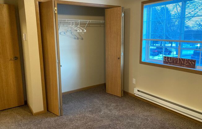 2 beds, 2 baths, 972 sqft, $1,420, Unit 2112-204