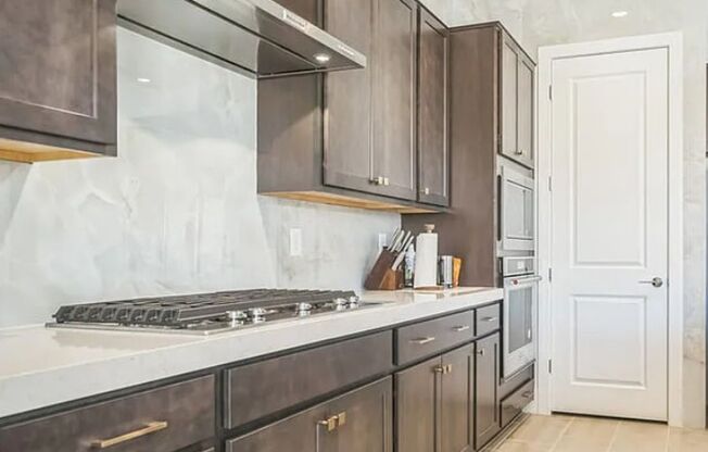 4 beds, 3.5 baths, $4,200
