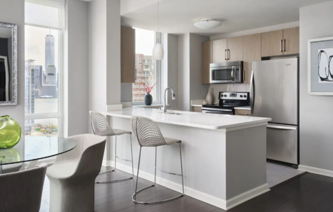 1607 WASHINGTON BLVD