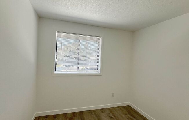 2 beds, 2 baths, 940 sqft, $1,515, Unit 18-36