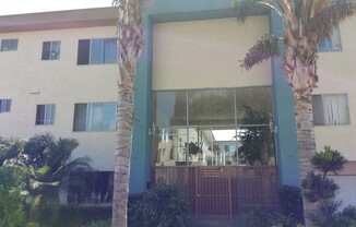 1 bed, 1 bath, $1,795, Unit 33  $499 Sec. Dep. Move In Special  O.A.C !!!!