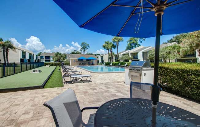 Outdoor pool at The Fountains at Deerwood Apartments, Jacksonville, Florida