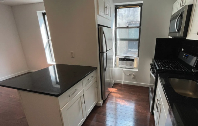395 SAINT JOHN'S PL