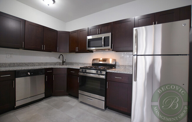 Studio, 1 bath, 362 sqft, $1,495, Unit 402
