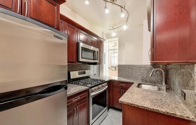 3 beds, 2 baths, 1,300 sqft, $13,500, Unit 2-HJ