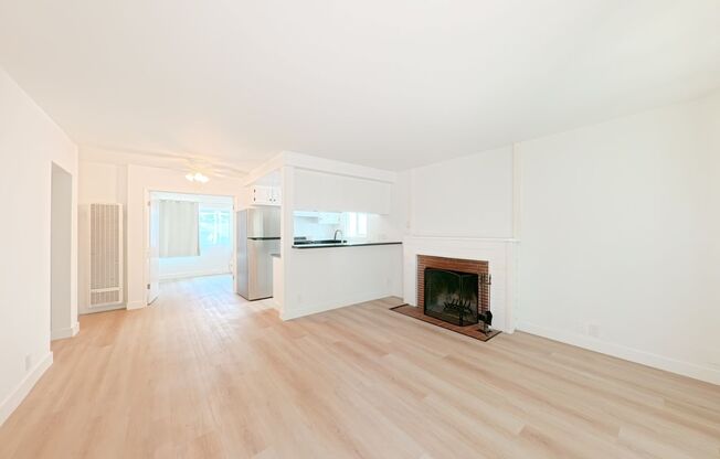 2428 OCEAN AVE