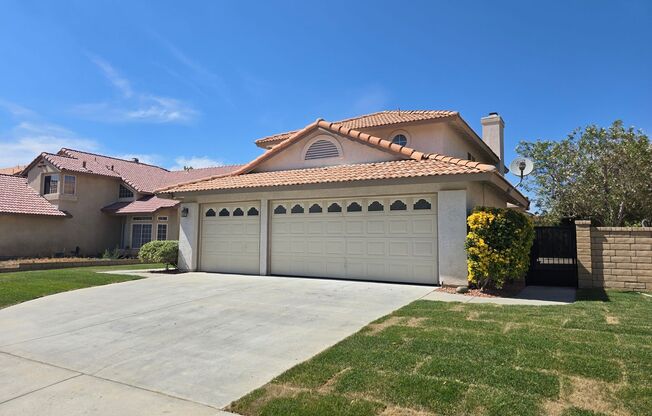 2007 Willowbrook Ave Palmdale CA 93551