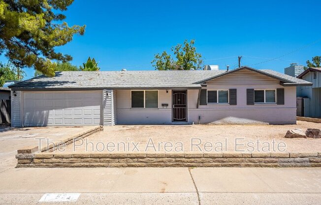 522 E BALBOA DR
