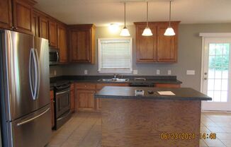 3 beds, 2 baths, $1,700