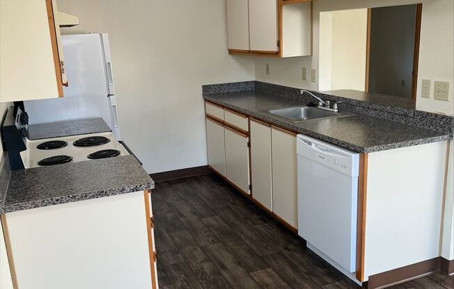 1 bed, 1 bath, 725 sqft, $1,150, Unit 3663E