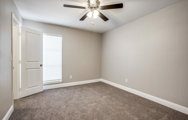 808-e-sanford-st-arlington-tx-76011-High-Res-18-scaled