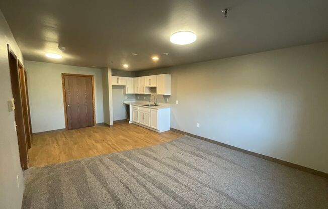 1038 Fond du Lac Ave