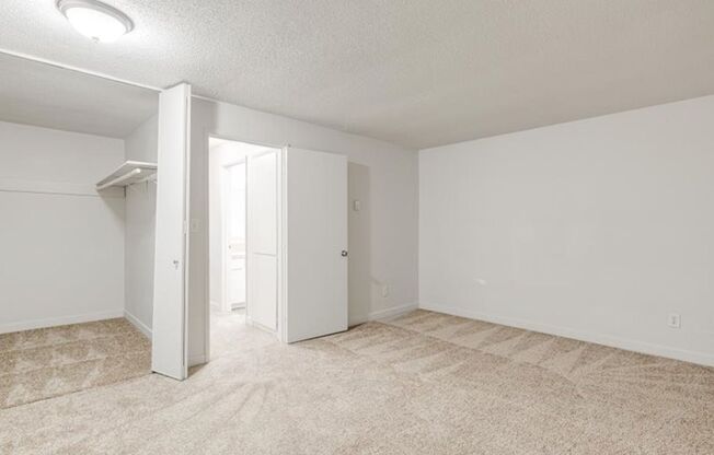 2 beds, 1.5 baths, 1,100 sqft, $1,695, Unit 9