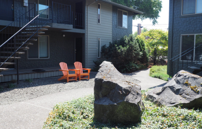 386-01 Harrison Court Corvallis LLC