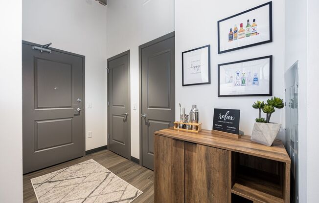 Studio, 1 bath, 605 sqft, $1,230, Unit 301