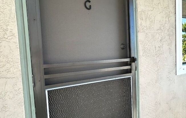 1 bedroom, 1 bath, apartment is perfect for those seeking a comfortable and convenient living space.