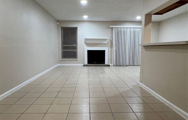 2130 GREENBRIAR COLONY DR