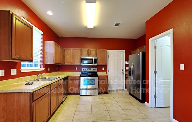 417 PEORIA BLVD