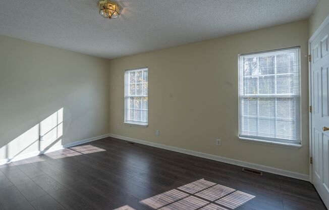 2 beds, 1.5 baths, $1,300, Unit 2240 Forest Acre Drive