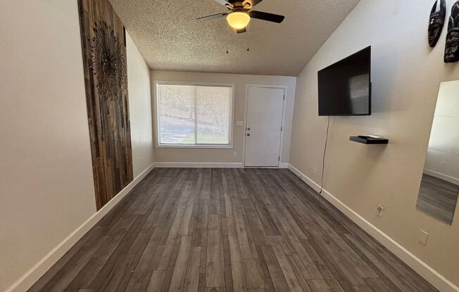 Garden-Style Condo in the Heart of Bend!!!