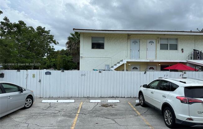 1501 NE 7 AVE