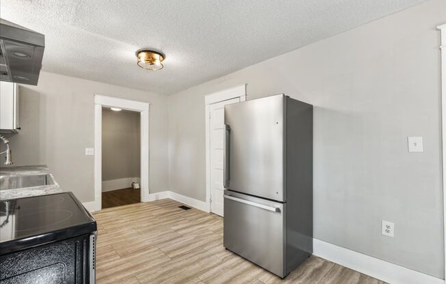 2 beds, 1 bath, $1,795