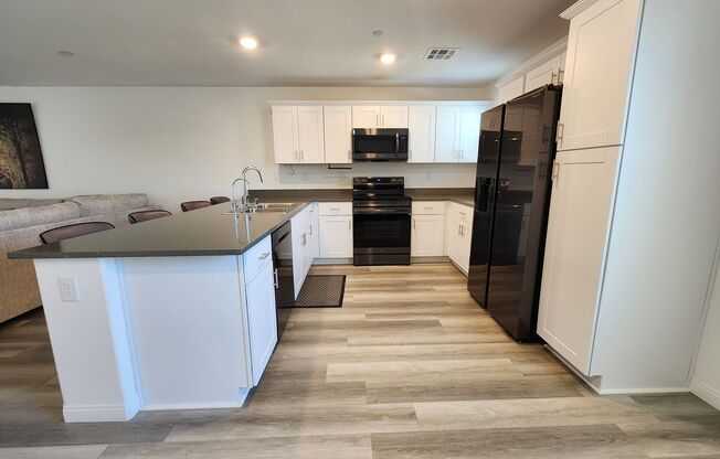 3-Bedroom Townhome with Internet, Cable, Water, Sewer & Trash Included