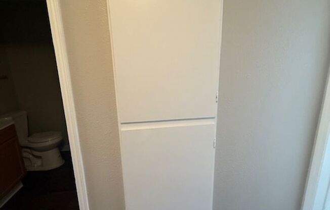 2 beds, 1 bath, 858 sqft, $820, Unit 2615-103