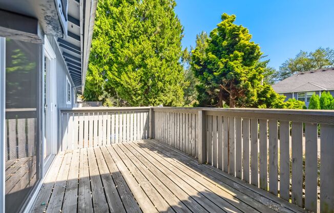 3 beds, 3 baths, $2,250