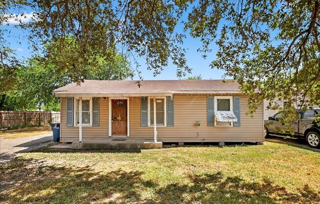 11230 Blades- 3bed/1bath $1,195/month