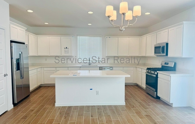 3817 N 99 DR
