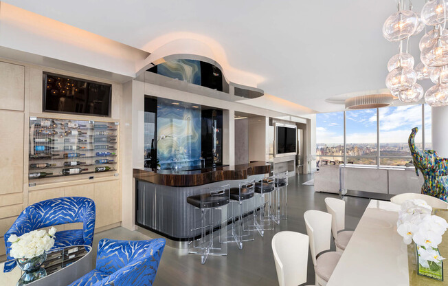 5 beds, 6.5 baths, 5,475 sqft, $170,000, Unit 53B