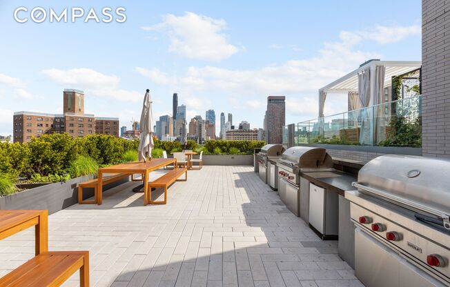 1 bed, 1 bath, $5,595, Unit 10J