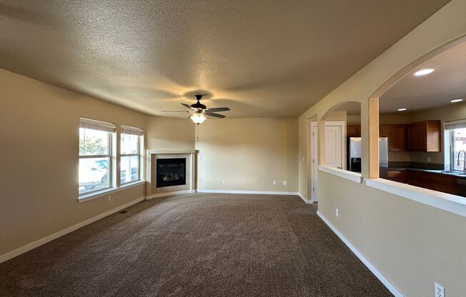 Remodeled 3 Bedroom / 2.5 Bathroom Home Southwest Redmond