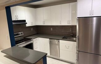 162 W 81 ST