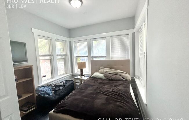 3 beds, 1 bath, 1,300 sqft, $2,550