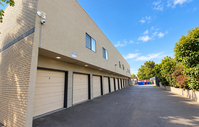 300-320 Parker Ave
