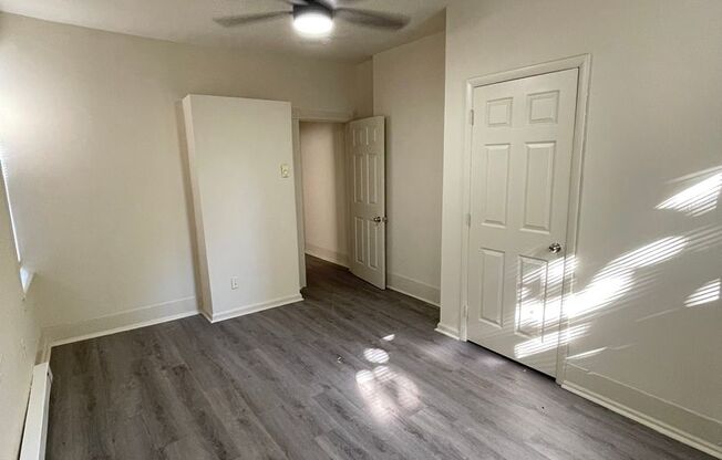 2 beds, 1 bath, 764 sqft, $1,100, Unit Unit 2