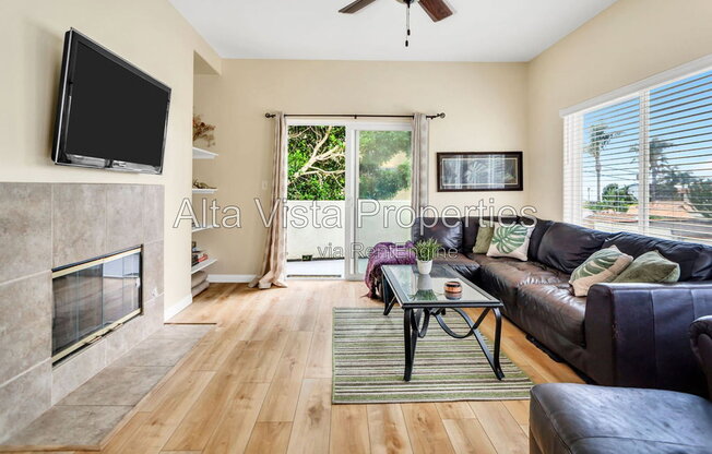 3 beds, 3 baths, 1,380 sqft, $5,995, Unit F