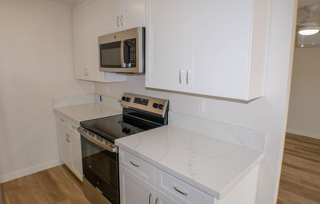 1 bed, 1 bath, 600 sqft, $2,695, Unit 1133